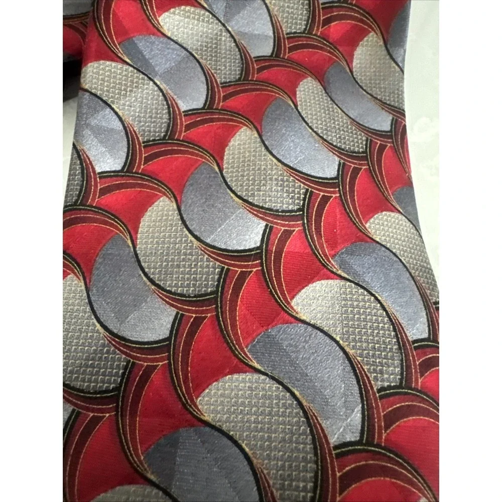 Jos. A. Bank  Silk‎ Geometric Tie Red Gray